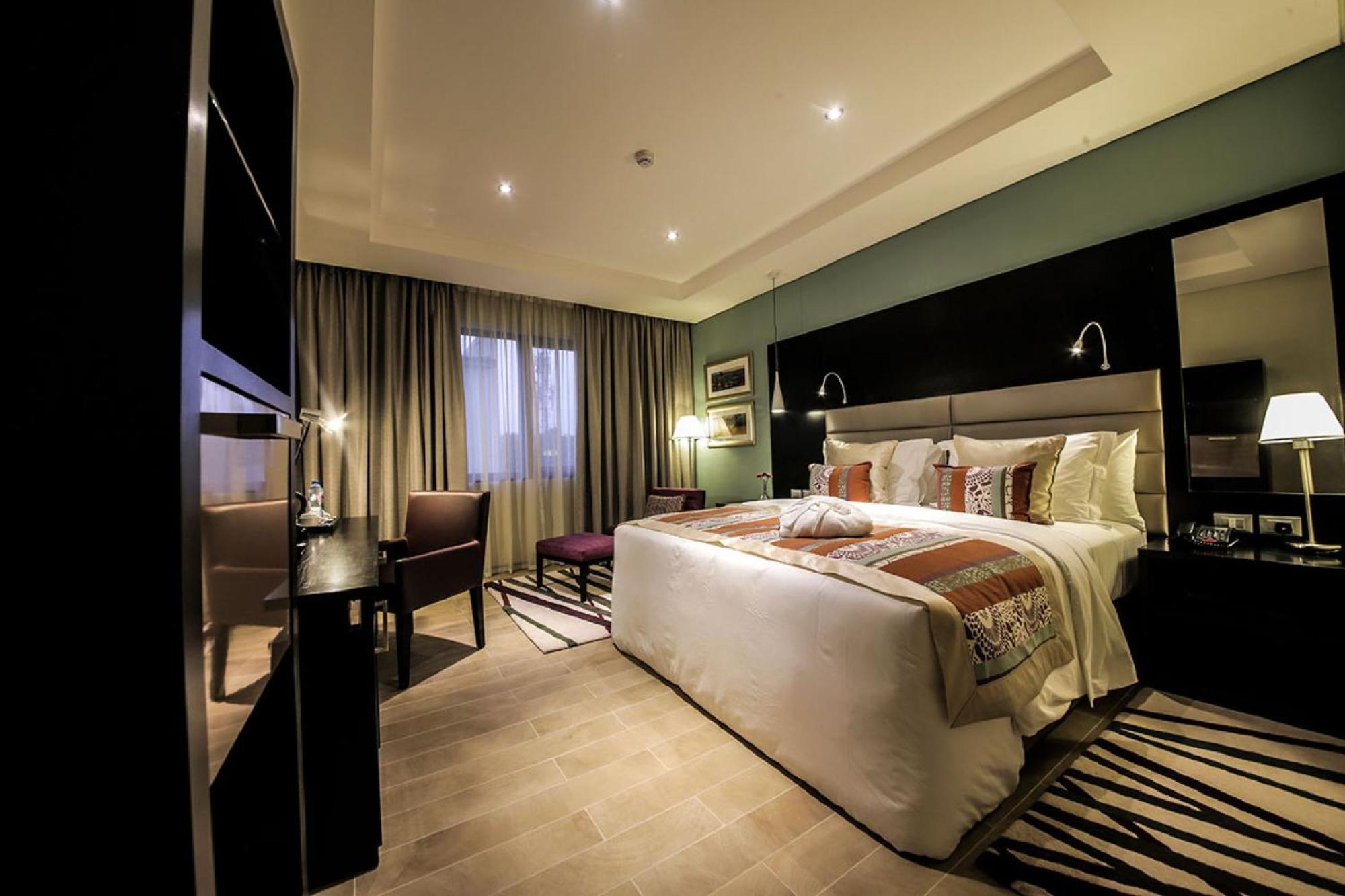 Room In Lodge - The Providence Hotel By Mantis Ikeja Eksteriør billede
